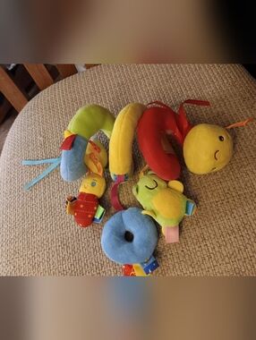 Colorful Spiral Plush Activity Toy for Babies - Multicolor carseat